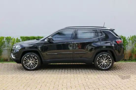 JEEP-COMPASS-2024