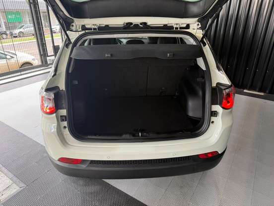 JEEP-COMPASS-2021