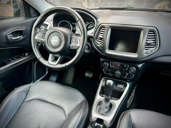 JEEP-COMPASS-2.0 16V FLEX LONGITUDE AUTOMÁTICO JEEP-COMPASS-2019
