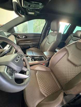 JEEP-COMMANDER-2023