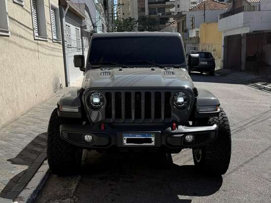 JEEP-GLADIATOR-2022