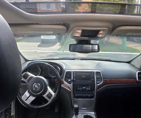 JEEP-GRAND CHEROKEE-2011