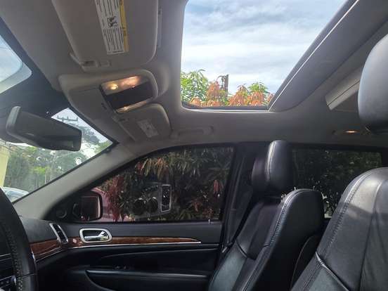 JEEP-GRAND CHEROKEE-3.6 LIMITED 4X4 V6 24V GASOLINA 4P AUTOMATICO JEEP-GRAND CHEROKEE-2011