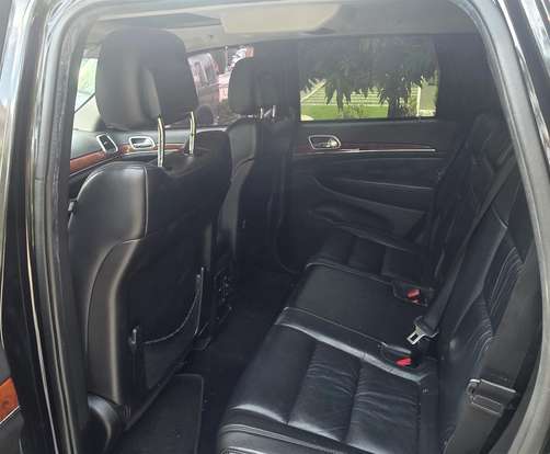 JEEP-GRAND CHEROKEE-2011