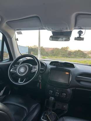 JEEP-RENEGADE-2018