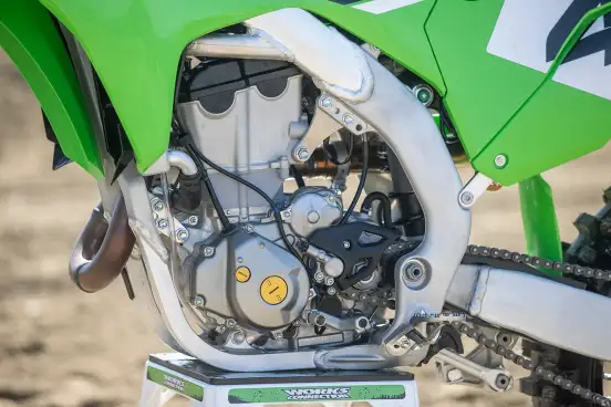 KAWASAKI-KX450-2025