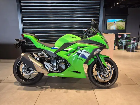 KAWASAKI NINJA 300 