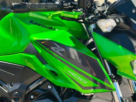 KAWASAKI-Z400-2023