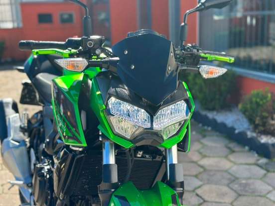 KAWASAKI-Z400-2023
