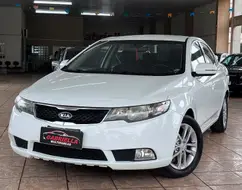 KIA CERATO 1.6 SX 16V FLEX 4P AUTOMÁTICO KIA CERATO 1.6 SX 16V FLEX 4P AUTOMÁTICO