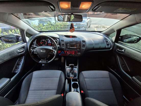 KIA-CERATO-1.6 SX 16V FLEX 4P AUTOMÁTICO KIA-CERATO-2017