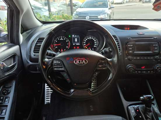 KIA-CERATO-1.6 SX 16V FLEX 4P AUTOMÁTICO KIA-CERATO-2017
