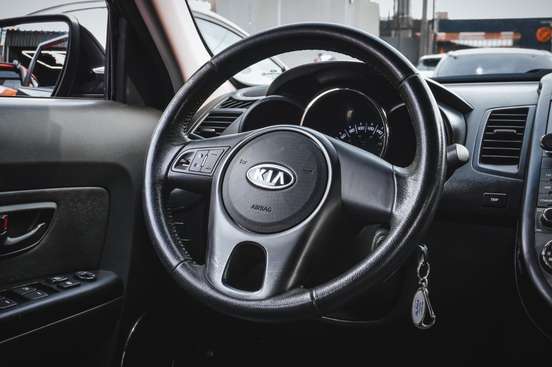 KIA-SOUL-2010