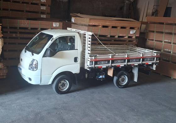 KIA BONGO 2.5 K-2500 4X2 CS TURBO DIESEL 2P MANUAL