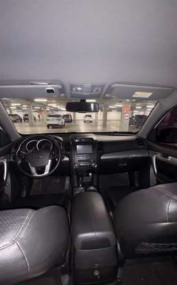 KIA-SORENTO-2011