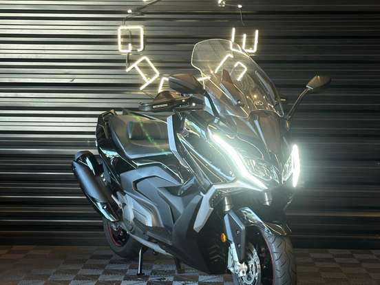 KYMCO-AK 550i KYMCO-AK 550i-2024