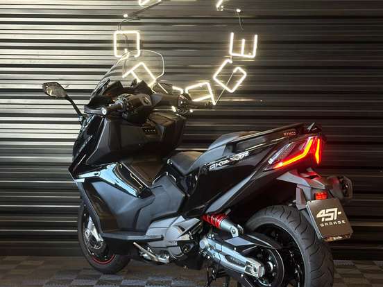 KYMCO-AK 550i KYMCO-AK 550i-2024