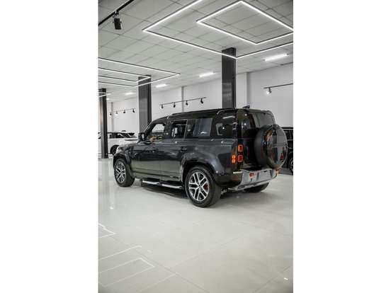 LAND ROVER-DEFENDER-2024