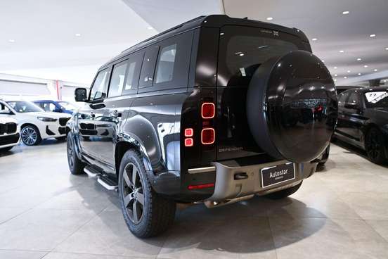LAND ROVER-DEFENDER-3.0 D300 TURBO DIESEL MHEV 110 X-DYNAMIC SE AWD AUTOMÁTICO LAND ROVER-DEFENDER-2023
