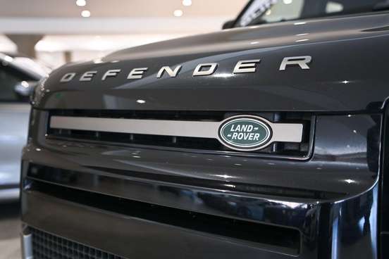 LAND ROVER-DEFENDER-3.0 D300 TURBO DIESEL MHEV 110 X-DYNAMIC SE AWD AUTOMÁTICO LAND ROVER-DEFENDER-2023
