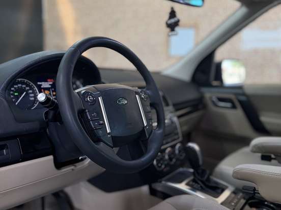 LAND ROVER-FREELANDER 2-2012