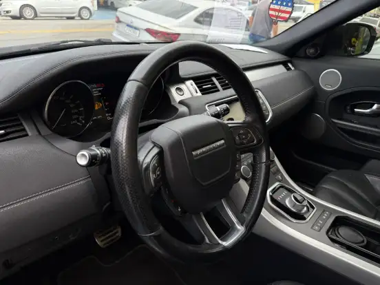 LAND ROVER-RANGE ROVER EVOQUE-2.0 DYNAMIC TECH 4WD 16V GASOLINA 4P AUTOMÁTICO LAND ROVER-RANGE ROVER EVOQUE-2013