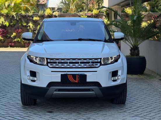 LAND ROVER-RANGE ROVER EVOQUE-2.0 PRESTIGE 4WD 16V GASOLINA 4P AUTOMÁTICO LAND ROVER-RANGE ROVER EVOQUE-2013