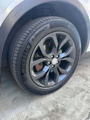 LAND ROVER-DISCOVERY SPORT-2015