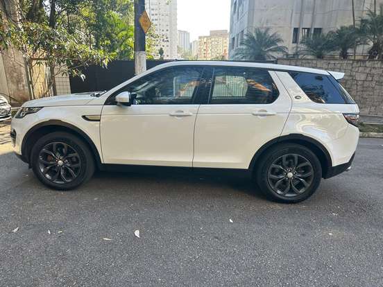 LAND ROVER-DISCOVERY SPORT-2015
