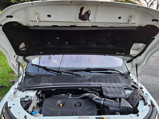 LAND ROVER-RANGE ROVER EVOQUE-2.0 PURE 4WD 16V GASOLINA 4P AUTOMÁTICO LAND ROVER-RANGE ROVER EVOQUE-2014