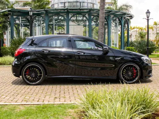 MERCEDES-BENZ-A 45 AMG-2.0 16V TURBO GASOLINA 4P AUTOMATIZADO MERCEDES-BENZ-A 45 AMG-2014