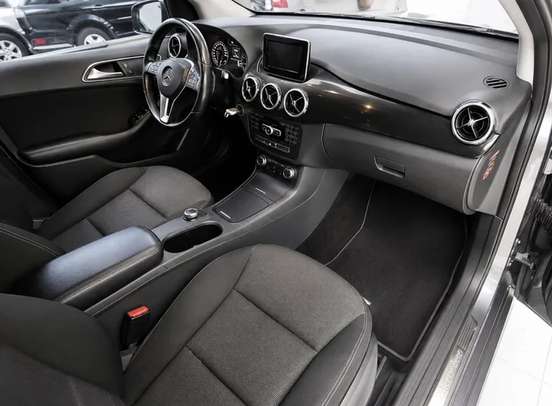 MERCEDES-BENZ-B 200-1.6 TURBO GASOLINA 4P AUTOMÁTICO MERCEDES-BENZ-B 200-2013