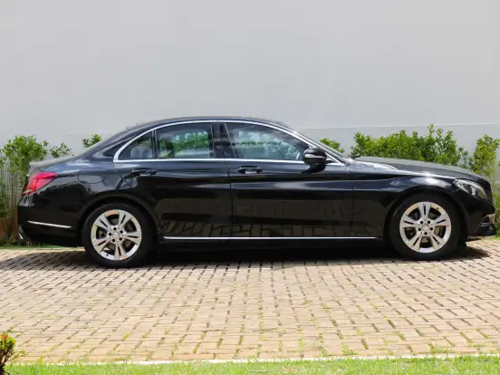 MERCEDES-BENZ-C 180-1.6 CGI 16V TURBO GASOLINA 4P AUTOMÁTICO MERCEDES-BENZ-C 180-2015