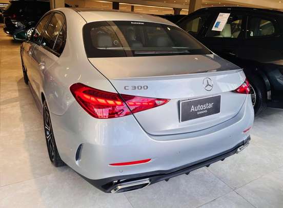 MERCEDES-BENZ-C 300-2024