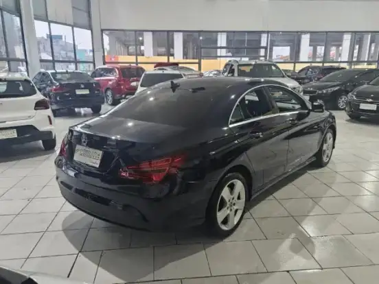 MERCEDES-BENZ-CLA 180-1.6 CGI GASOLINA 7G-DCT MERCEDES-BENZ-CLA 180-2018