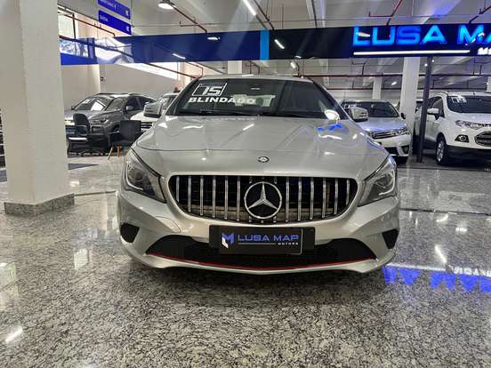 MERCEDES-BENZ-CLA 200-2015
