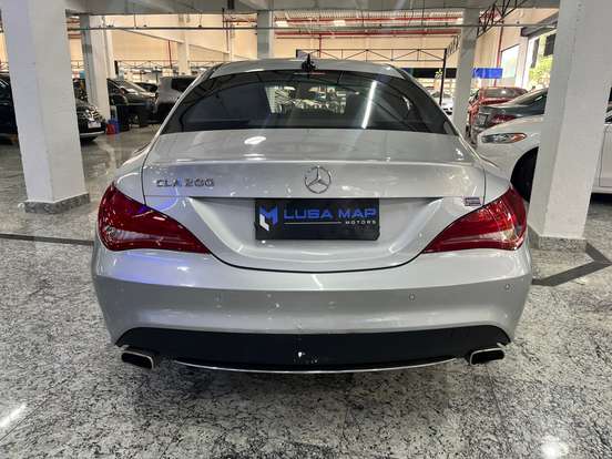 MERCEDES-BENZ-CLA 200-2015