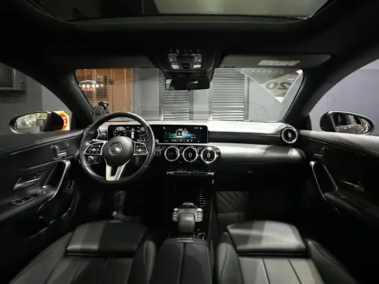 MERCEDES-BENZ-CLA 250-2020