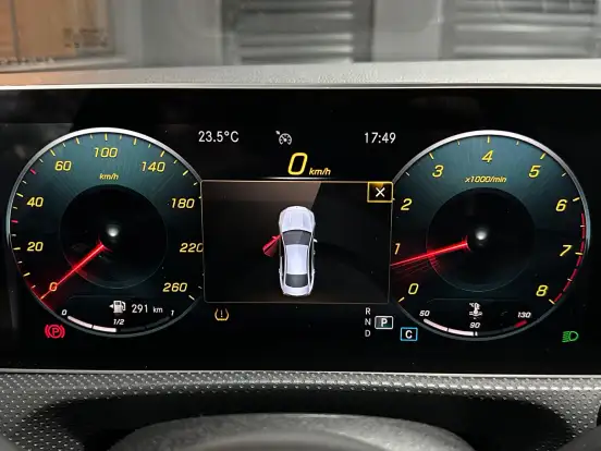 MERCEDES-BENZ-CLA 250-2020