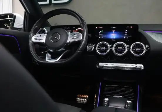 MERCEDES-BENZ-GLA 200-1.3 GCI GASOLINA AMG LINE 7G-DCT MERCEDES-BENZ-GLA 200-2022