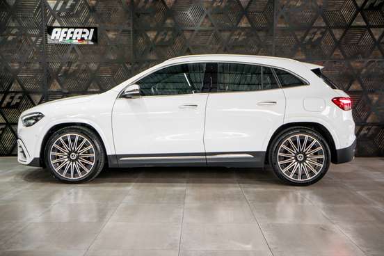 MERCEDES-BENZ-GLA 200-1.3 MHEV AMG LINE 7G-DCT MERCEDES-BENZ-GLA 200-2024