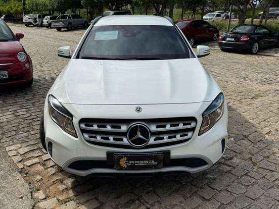 MERCEDES-BENZ-GLA 200-1.6 CGI FLEX STYLE 7G-DCT MERCEDES-BENZ-GLA 200-2018