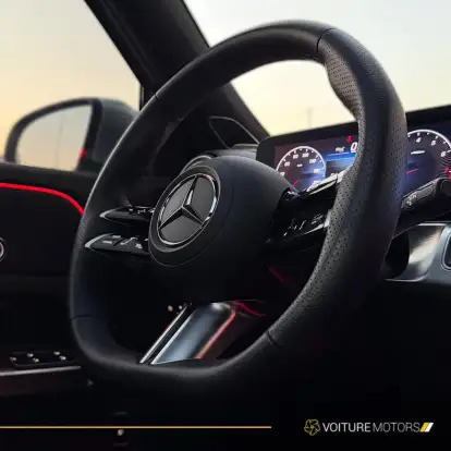 MERCEDES-BENZ-GLB 220-2025