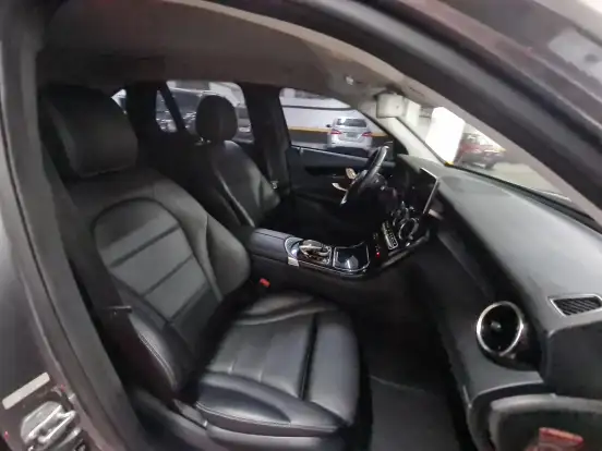 MERCEDES-BENZ-GLC 250-2017
