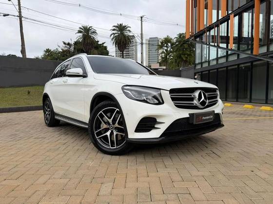 MERCEDES-BENZ GLC 250 2.0 CGI GASOLINA HIGHWAY 4MATIC 9G-TRONIC