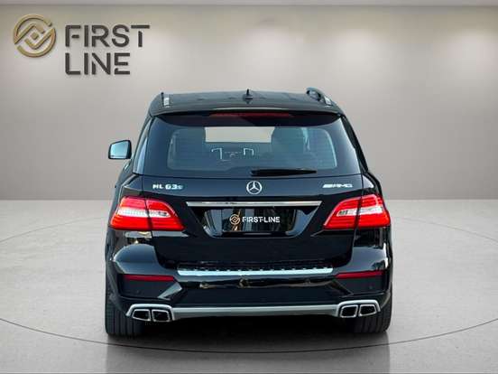 MERCEDES-BENZ-ML 63 AMG-5.5 V8 32V BITURBO GASOLINA 4P AUTOMÁTICO MERCEDES-BENZ-ML 63 AMG-2015