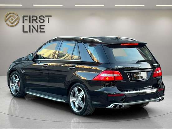 MERCEDES-BENZ-ML 63 AMG-5.5 V8 32V BITURBO GASOLINA 4P AUTOMÁTICO MERCEDES-BENZ-ML 63 AMG-2015
