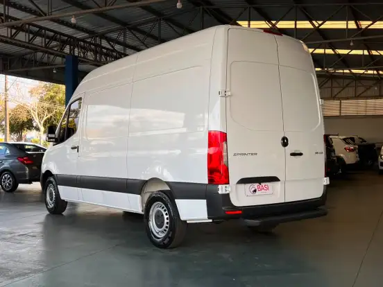 MERCEDES-BENZ-SPRINTER-2.0 CDI DIESEL FURGÃO 315 STREET MANUAL MERCEDES-BENZ-SPRINTER-2022