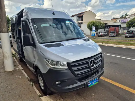 MERCEDES-BENZ-SPRINTER-2024
