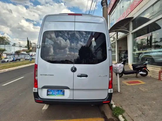 MERCEDES-BENZ-SPRINTER-2024